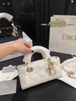 Dior Lady D-Joy Handbag Satin-Finish Texture Delicate Chain Shoulder Strap Stylish And Sophisticated Versatile For Both Chic And Sweet Looks - Image 3