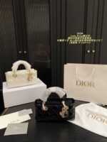 Dior Lady D-Joy Handbag Satin-Finish Texture Delicate Chain Shoulder Strap Stylish And Sophisticated Versatile For Both Chic And Sweet Looks - Image 10