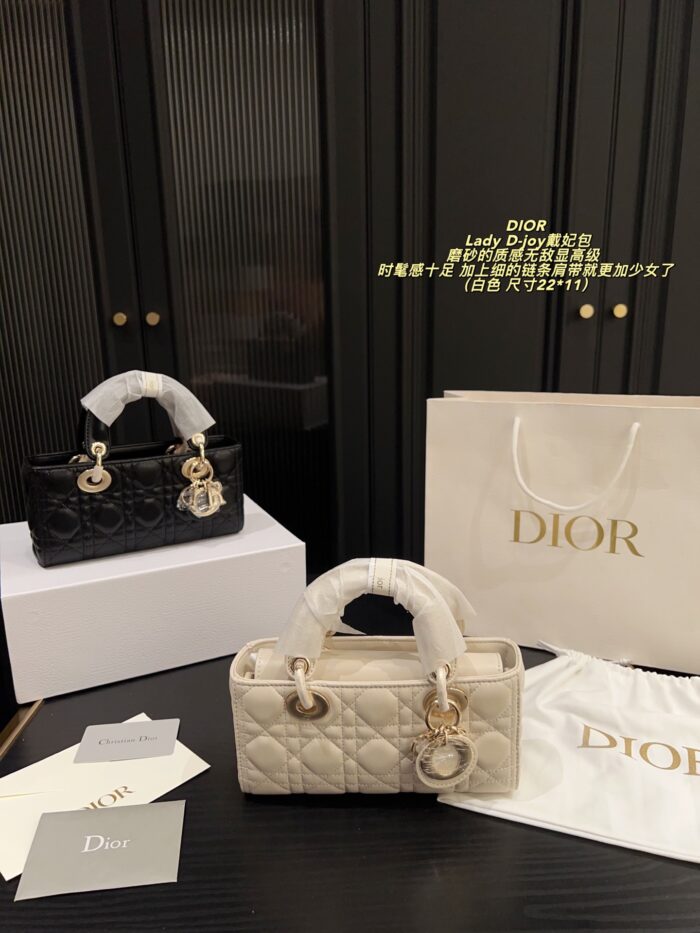 Dior Lady D-Joy Handbag Satin-Finish Texture Delicate Chain Shoulder Strap Stylish And Sophisticated Versatile For Both Chic And Sweet Looks - Image 15