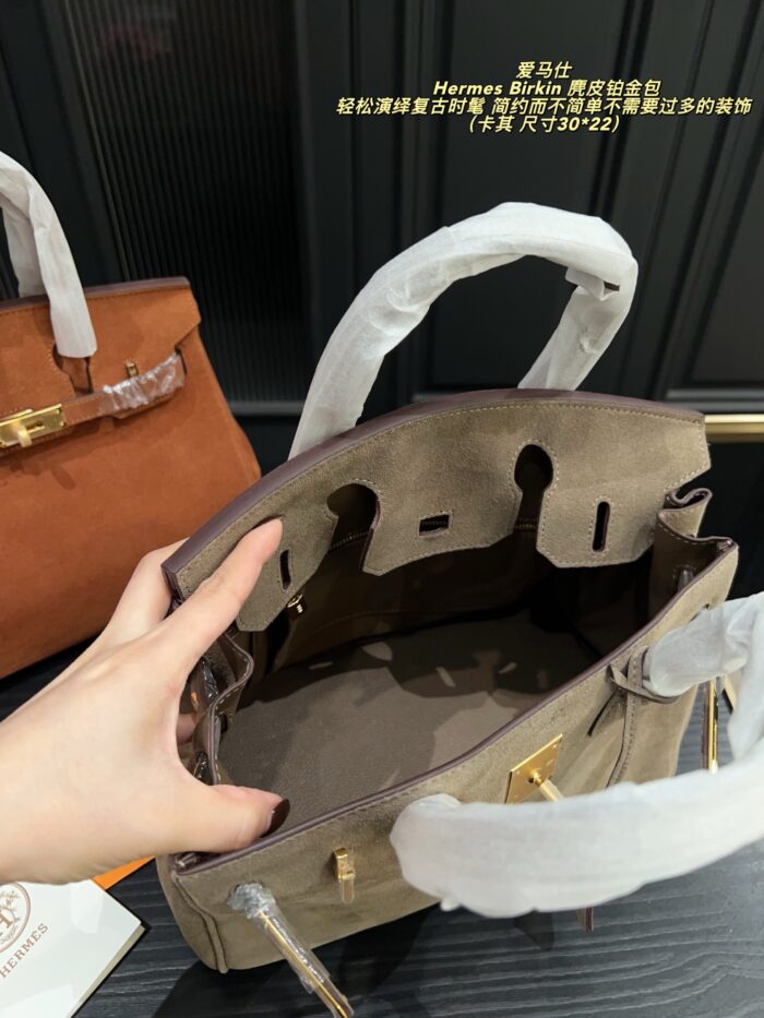 Hermès Birkin Suede Platinum Bag Retro Chic Structured, Minimalist, Sophisticated - Image 5