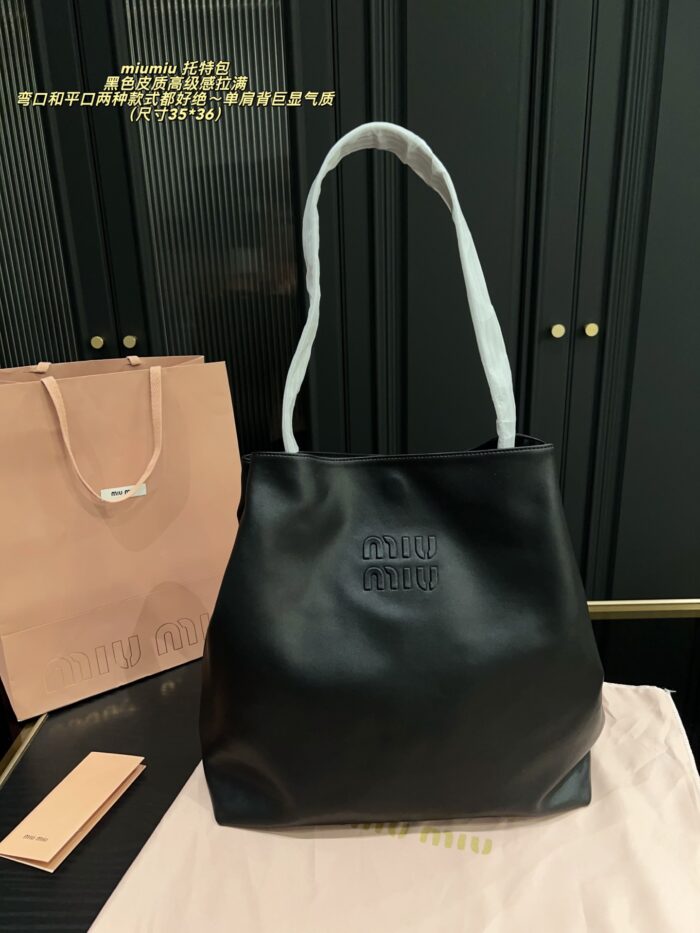 Miu Miu Single Strap Tote Bag Black Leather Curved Or Straight Handle Single Shoulder Strap Generous Capacity - Image 4