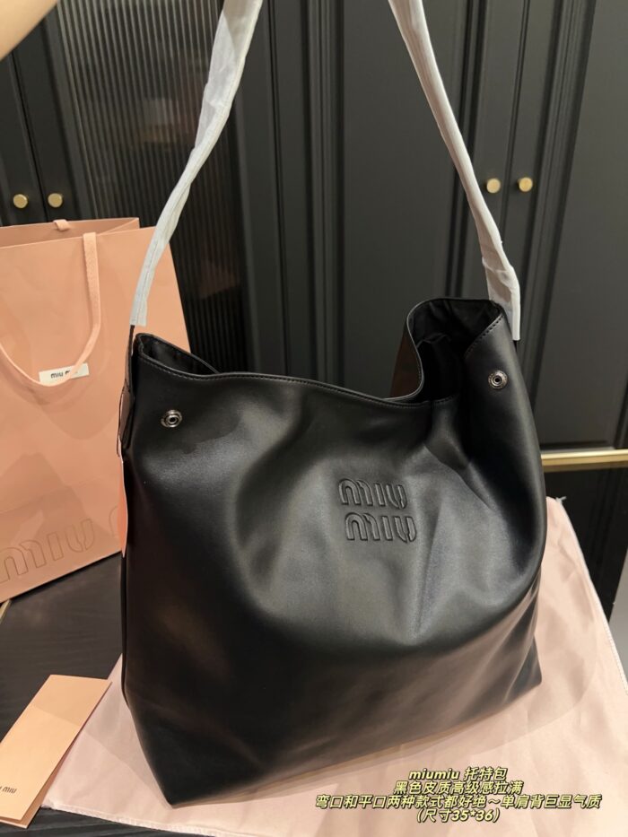Miu Miu Single Strap Tote Bag Black Leather Curved Or Straight Handle Single Shoulder Strap Generous Capacity - Image 5