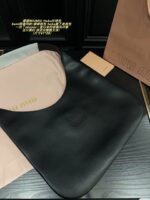 Miu Miu Hobo Tote Bag Somi'S Celebrity-Favourite Runway New Arrival Cool-Edged Spacious Shoulder Bag - Image 4