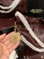 Chanel 22 Bag (Trash Bag) With Adjustable Straps For Hand-Carrying, Crossbody Or Shoulder Wear. Versatile And Elegant. - Image 4