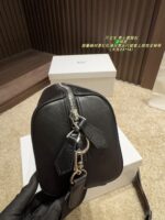 Montblanc Men'S Leather Cylinder Bag Generous Capacity For Daily Commuting And Work Use - Image 4