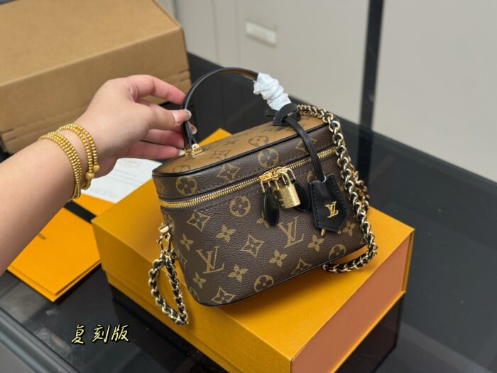 Louis Vuitton Nice Vanity Cosmetic Bag Authentic Hardware Includes Shoulder Strap - Image 2