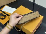 Louis Vuitton Ivy Woc Double Chain Mahjong Bag Crossbody, Shoulder Or Handheld Carry Internal Card Slots - Image 16