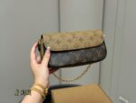 Louis Vuitton Ivy Woc Double Chain Mahjong Bag Crossbody, Shoulder Or Handheld Carry Internal Card Slots - Image 17