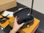 Louis Vuitton Nice Vanity Case Original Hardware Complete With Original Shoulder Straps (One Wide, One Narrow) - Image 4