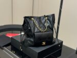Chanel New Shopping Tote Bag Exquisite Craftsmanship Trendy Elements - Image 9