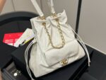 Chanel New Shopping Tote Exquisite Craftsmanship Contemporary Fashion Elements - Image 5