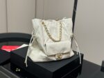 Chanel New Shopping Tote Exquisite Craftsmanship Contemporary Fashion Elements - Image 9