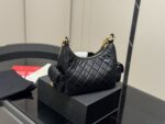 Chanel Hobo New Summer Handbag Exquisite Craftsmanship Trend-Forward Design - Image 8