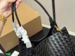 Bottega Veneta Woven Shopping Bag (Upgraded Edition With Box) Spacious And Practical Design - Image 3