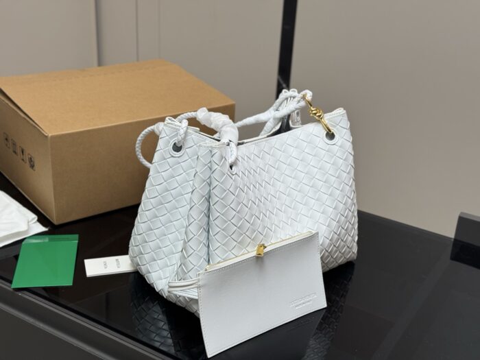 Bottega Veneta Woven Shopping Bag (Upgraded Edition With Box) Spacious And Practical Design - Image 11