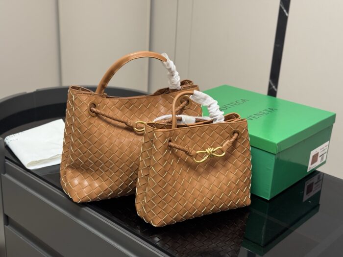 Bottega Veneta Woven Shopping Bag (Upgraded Version) Exceptional Value For Money With Generous Capacity - Image 3