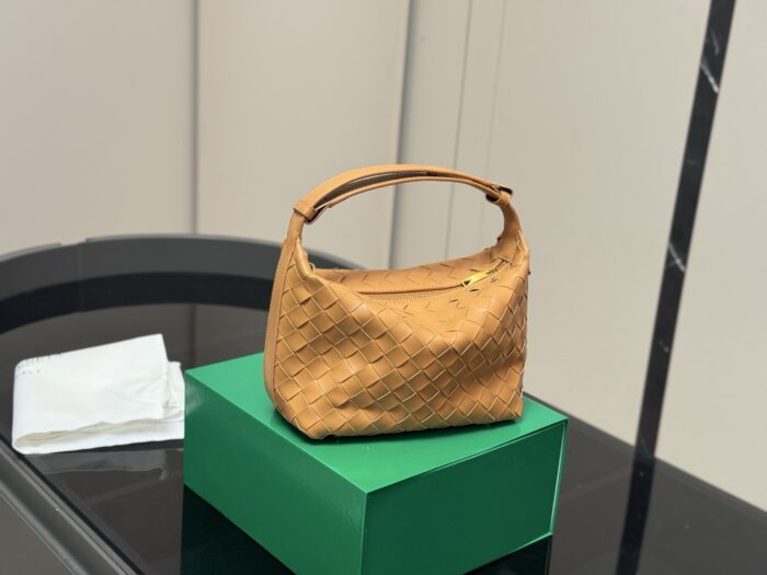 Bottega Veneta Bento Bag - Enhanced Edition Woven Cowhide Leather Lightweight And Comfortable - Image 7