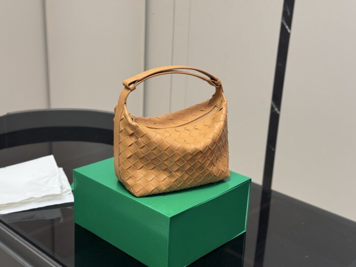 Bottega Veneta Bento Bag - Enhanced Edition Woven Cowhide Leather Lightweight And Comfortable - Image 10