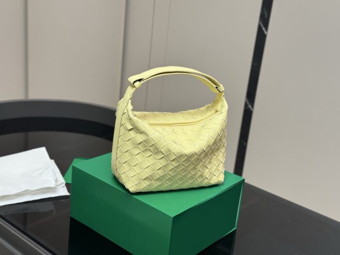 Bottega Veneta Bento Bag - Enhanced Edition Woven Cowhide Leather Lightweight And Comfortable - Image 13