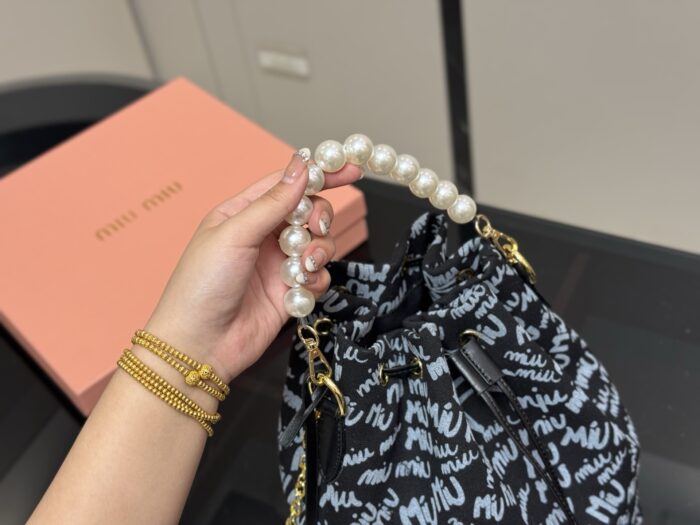 Miu Miu Bucket Bag With Printed Pearl Chain Detail - Image 3
