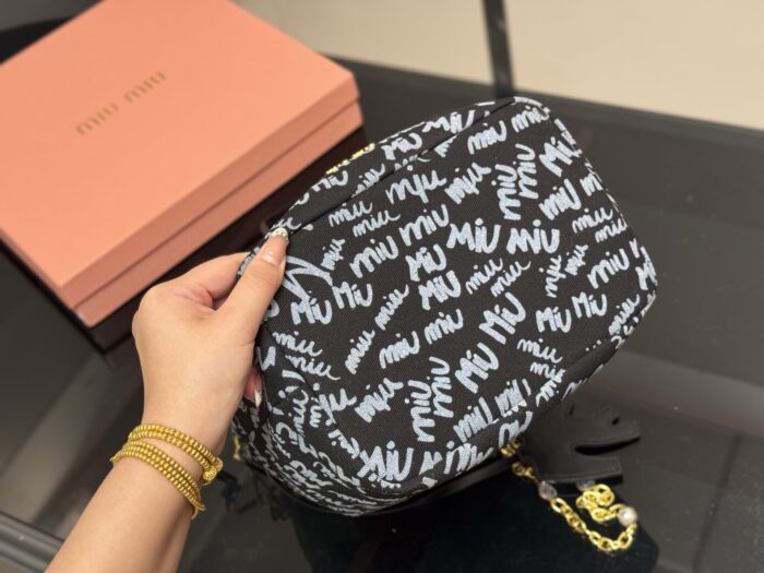 Miu Miu Bucket Bag With Printed Pearl Chain Detail - Image 8