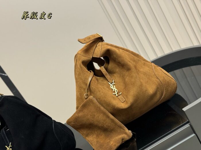 Saint Laurent Jamie Collection New Suede Bag: Stylish And Practical - Image 5