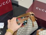 Gucci Emblem Series Tote Bag Lightweight And Practical Classic Gg Print - Image 4