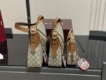 Gucci Emblem Series Tote Bag Lightweight And Practical Classic Gg Print - Image 6