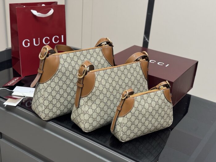 Gucci Emblem Series Tote Bag Lightweight And Practical Classic Gg Print - Image 7