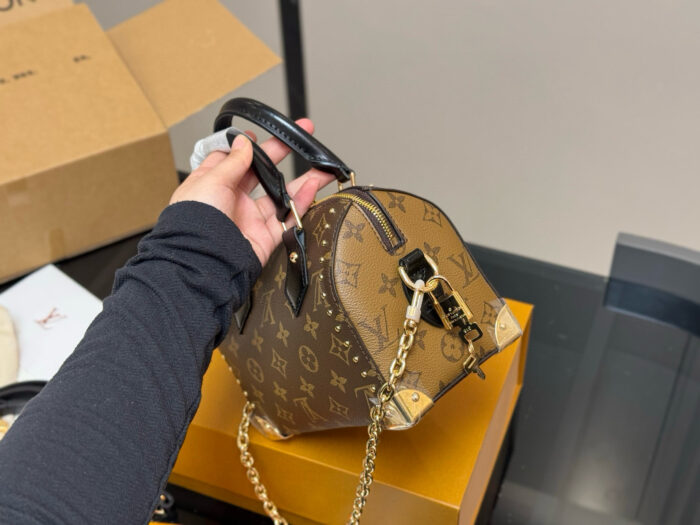 Louis Vuitton Studded Cushion Bag Versatile And Edgy For Everyday Outings - Image 7