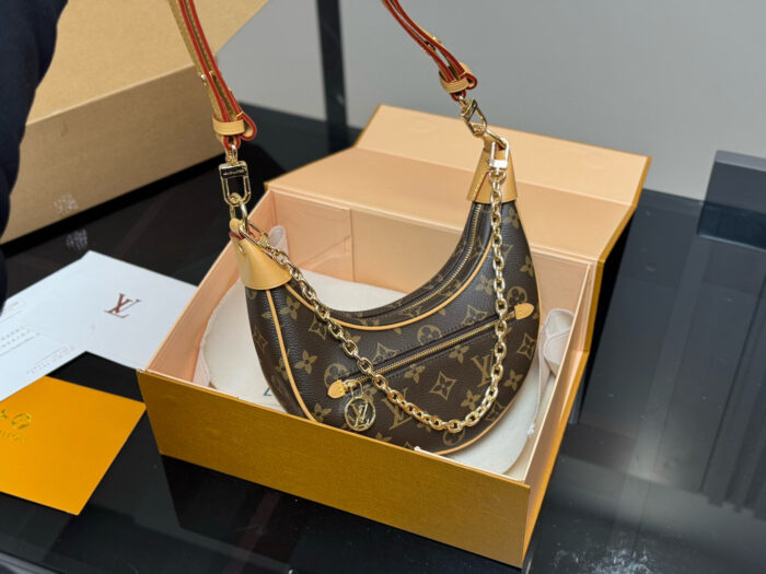 Louis Vuitton Vintage Pea Pod Bag (Crescent Bag) - Original Steel Hardware, Yellow Leather, Chain Strap - Handheld, Underarm, Crossbody - Image 2