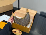 Louis Vuitton Vintage Pea Pod Bag (Crescent Bag) - Original Steel Hardware, Yellow Leather, Chain Strap - Handheld, Underarm, Crossbody - Image 8