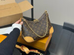 Louis Vuitton Vintage Horn Bag Classic Vintage Shoulder Bag Original Hardware With Yellow Leather Includes Shoulder Strap And Chain Versatile For Both Shoulder And Crossbody Carry - Image 2