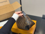 Louis Vuitton Vintage Horn Bag Classic Vintage Shoulder Bag Original Hardware With Yellow Leather Includes Shoulder Strap And Chain Versatile For Both Shoulder And Crossbody Carry - Image 7