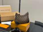 Louis Vuitton Vintage Horn Bag Classic Vintage Shoulder Bag Original Hardware With Yellow Leather Includes Shoulder Strap And Chain Versatile For Both Shoulder And Crossbody Carry - Image 8