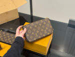 Louis Vuitton Three-In-One Three-Piece Set Bag Original Fabric Lining Quality Enhanced - Image 7