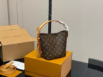 Louis Vuitton Vintage Bucket Bag Classic Monogram Design - Image 5