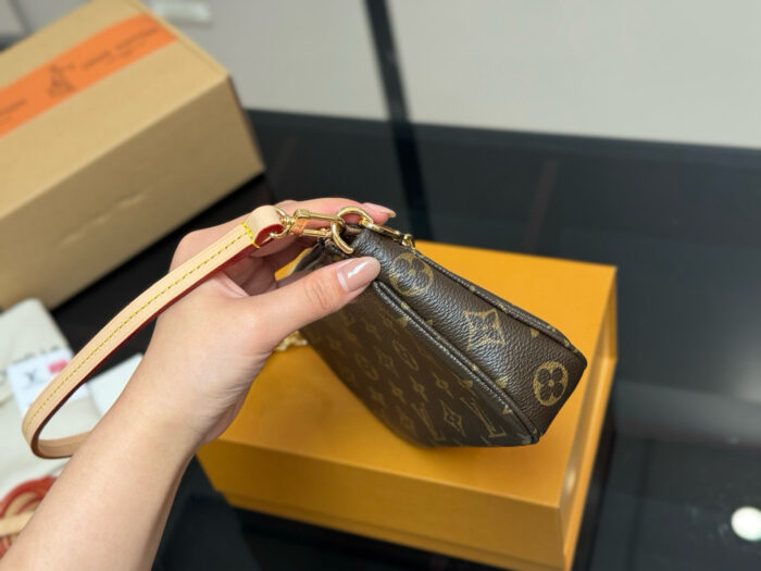 Louis Vuitton Mahjong Bag Replica Edition Colour-Changing Leather Includes Long And Short Shoulder Straps - Image 6