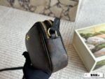 Coach Compact Camera Bag With Double Zipper Closure – Small In Size Yet Spacious Inside. Dimensions: 19 × 12 Cm - Image 4