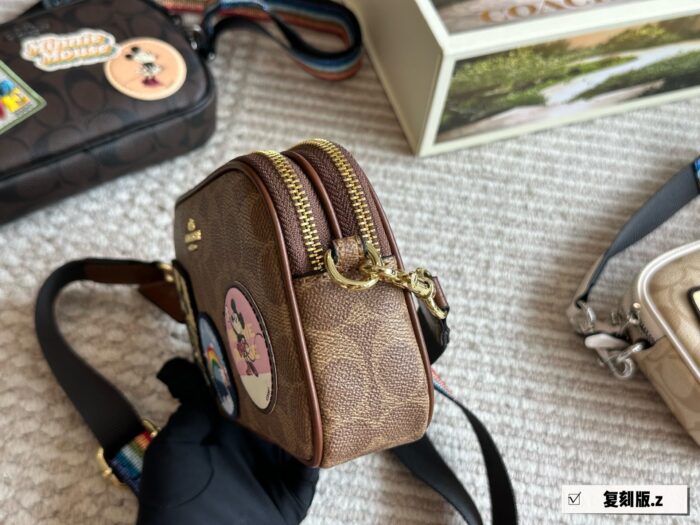 Coach Small Camera Bag Double-Zipper Design Compact Size With Ample Capacity - Image 2