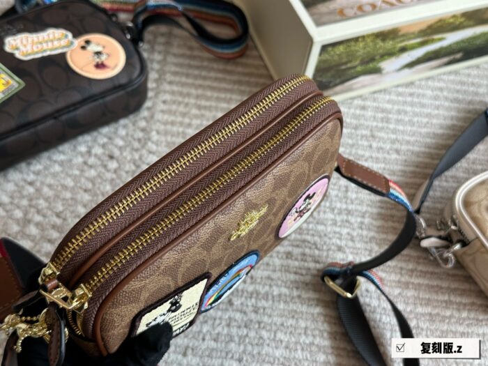 Coach Small Camera Bag Double-Zipper Design Compact Size With Ample Capacity - Image 4