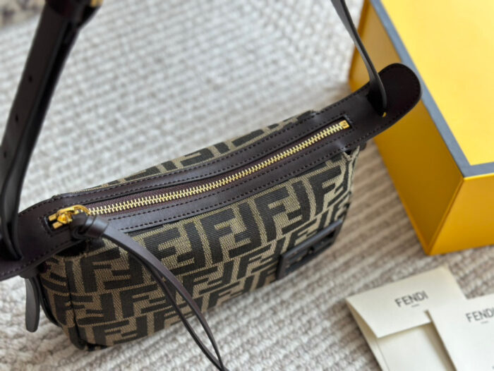 Fendi New Ff Monogram Underarm Bag Early Autumn Must-Have - Image 5