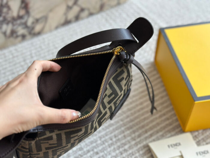 Fendi New Ff Monogram Underarm Bag Early Autumn Must-Have - Image 9