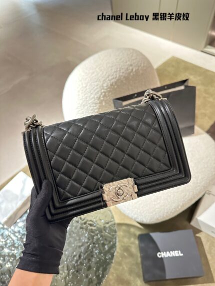 Chanel Leboy Series Lambskin Texture 18K Gold-Plated Shoulder/Crossbody Bag - Celebrity-Worn Style