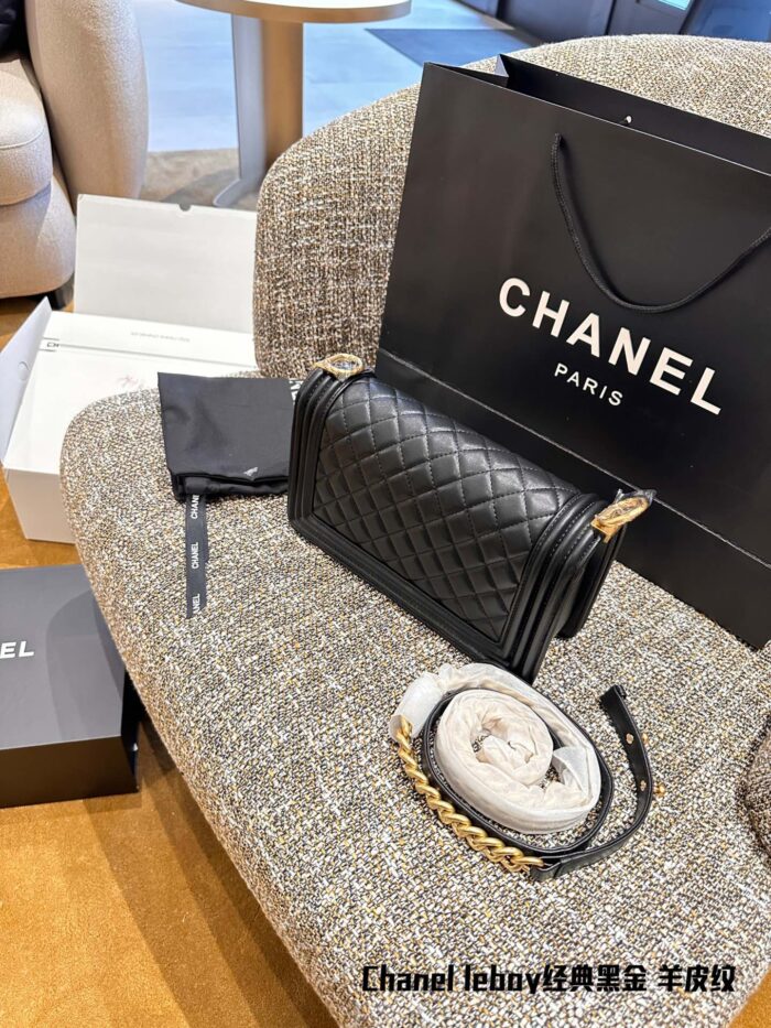 Chanel Leboy Classic Lambskin Texture Gold-Plated Hardware Shoulder/Crossbody Bag - Image 5