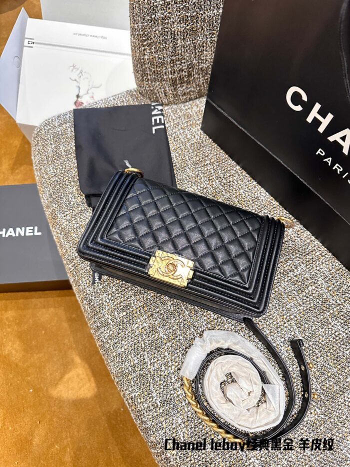 Chanel Leboy Classic Lambskin Texture Gold-Plated Hardware Shoulder/Crossbody Bag - Image 9