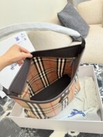Burberry New Check Tote Bag - Image 9