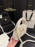 Chanel 23 Kelly Wool Bag: Stylish, Elegant And Versatile. - Image 9