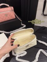 Chanel 25B Star Lp Lunchbox Bag Silver-Tone Buckle, Star Logo, Crystal Embellishments, Alligator Leather - Image 5