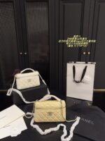 Chanel 25B Star Lp Lunchbox Bag Silver-Tone Buckle, Star Logo, Crystal Embellishments, Alligator Leather - Image 11